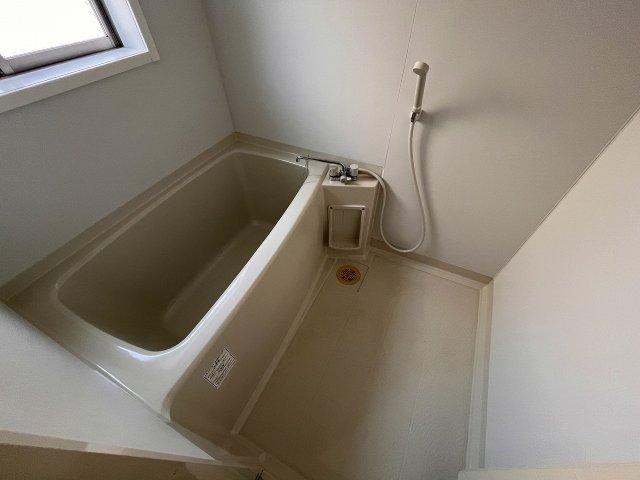 バス・シャワールーム　お風呂です