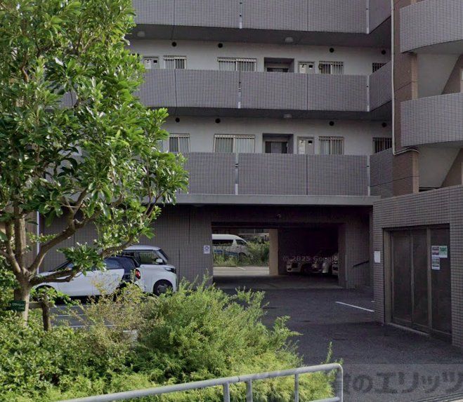 エントランス　外観