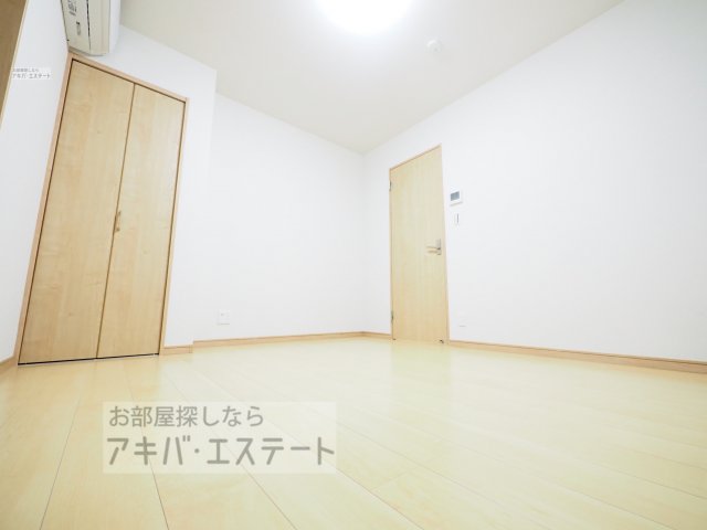 居室・リビング　同一仕様写真