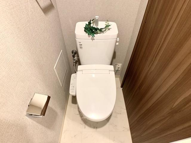 トイレ　?