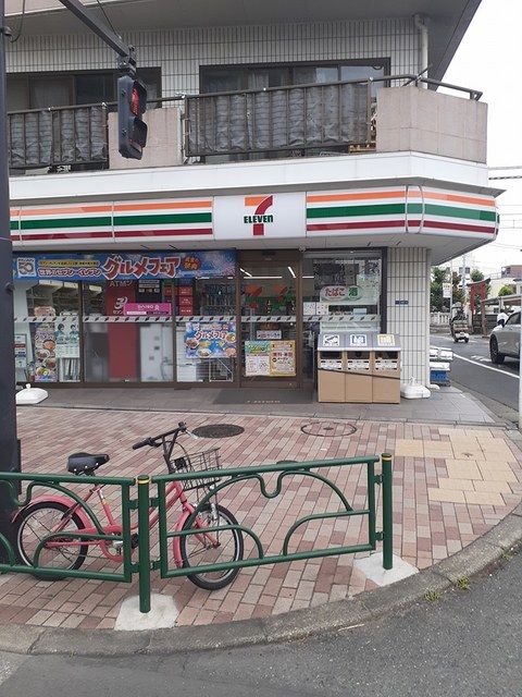 コンビニ　セブンイレブン（コンビニ）まで95m
