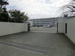 中学校　古賀市立古賀中学校（中学校）まで4019m