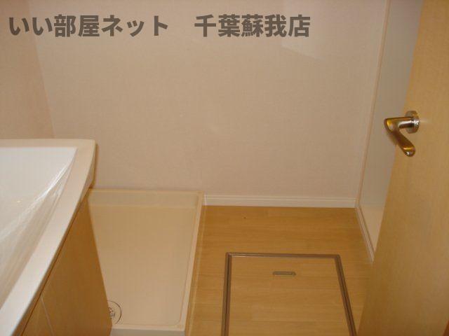 洗面設備　コンパクトで使いやすい洗面所
