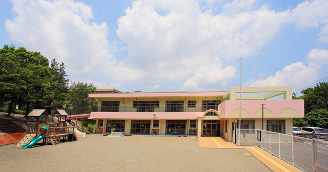 幼稚園・保育園　由木保育園（幼稚園・保育園）まで577m