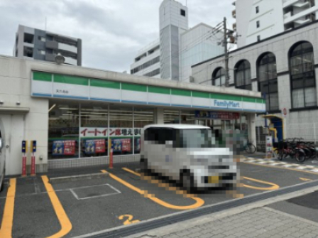 コンビニ　ファミリーマート 天六北店（コンビニ）まで133m