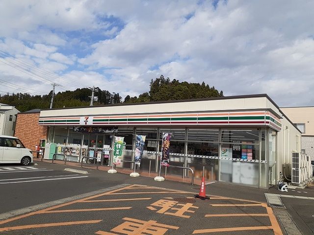 コンビニ　セブンイレブン仙台鶴が丘店（コンビニ）まで400m