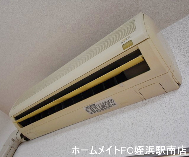 その他設備　★エアコン付きで一年中快適に過ごせます★参考写真