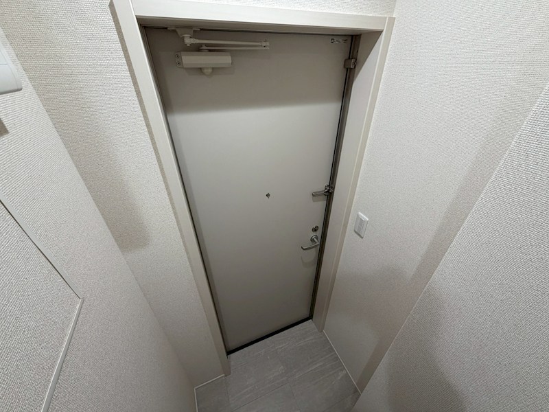 玄関　※参考写真