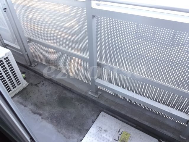 バルコニー　別部屋の参考画像です