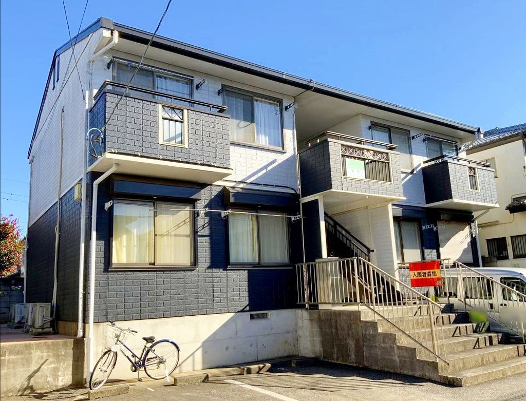 建物外観　エントランス