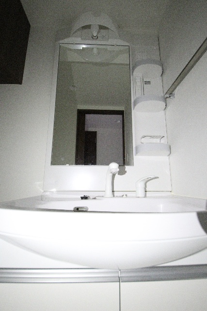 洗面設備　※別室の参考写真の為、現況優先です。