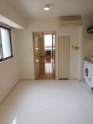 玄関　※別部屋参照