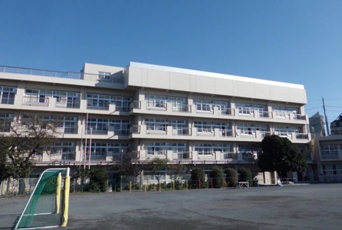 小学校　横浜市立市ケ尾小学校（小学校）まで1343m