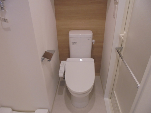 トイレ　トイレもきれいです