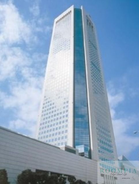 ショッピングセンター　東京オペラシティビル東京オペラシティタワー（ショッピングセンター）まで817m