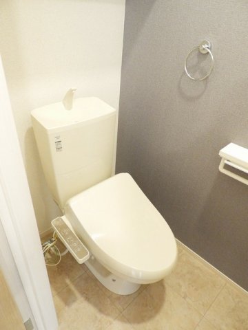 トイレ　ゆったりとした空間のトイレです