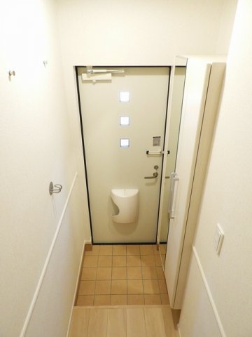 玄関　落ち着いた玄関です
