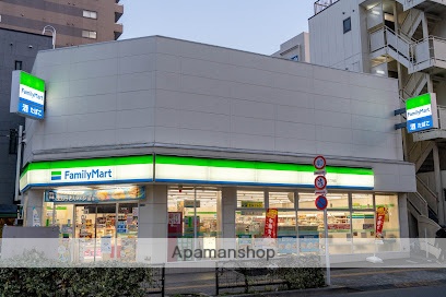 コンビニ　ファミリーマート 田端新町三丁目店（コンビニ）まで370m