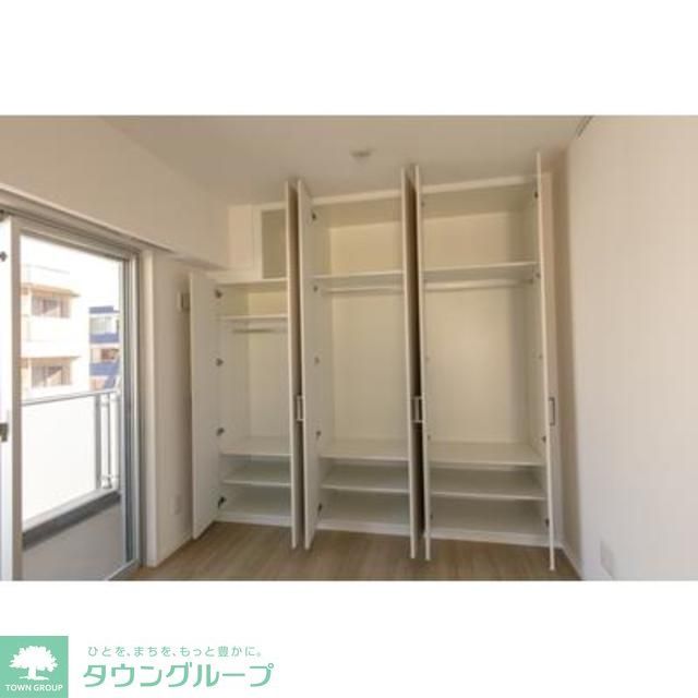 収納　クローゼット