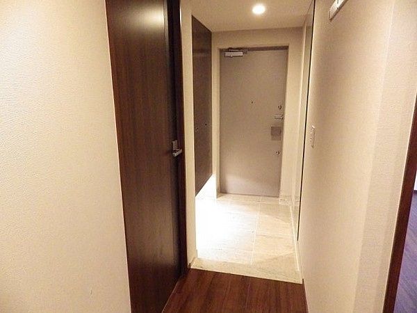 玄関　別タイプ部屋　参考写真です