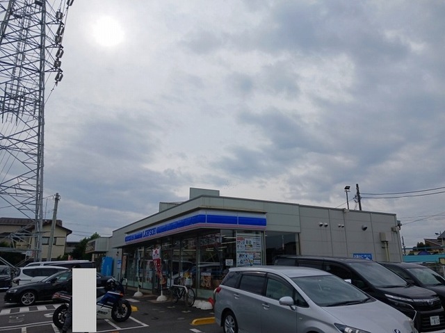 コンビニ　ローソン（コンビニ）まで595m