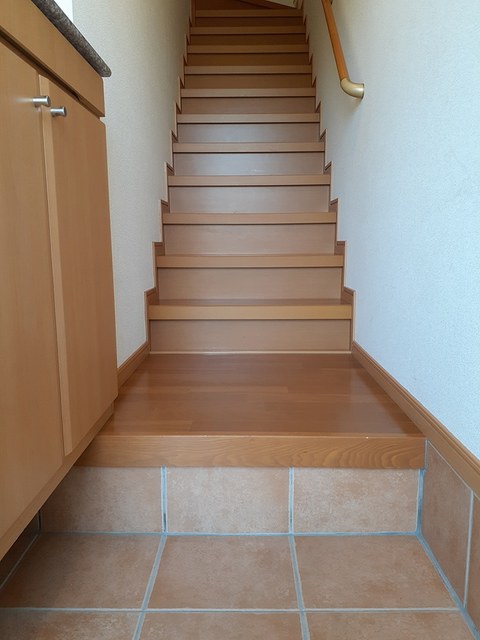 玄関　下駄箱付き！