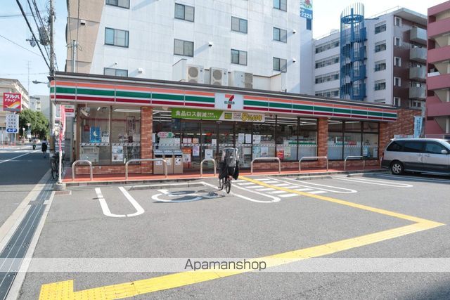コンビニ　セブンイレブン（コンビニ）まで1216m
