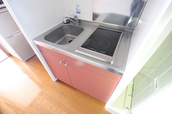キッチン　※別部屋の写真です