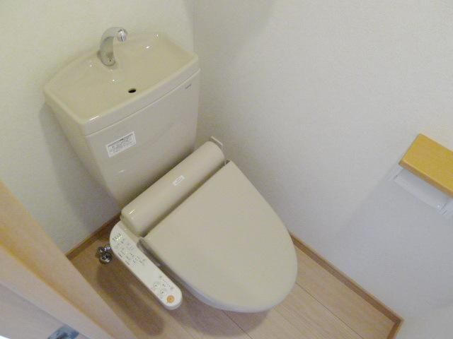 トイレ　★シャワートイレ★