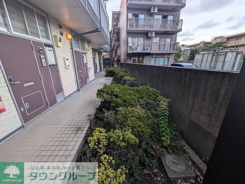 その他　床材は号室によって異なります