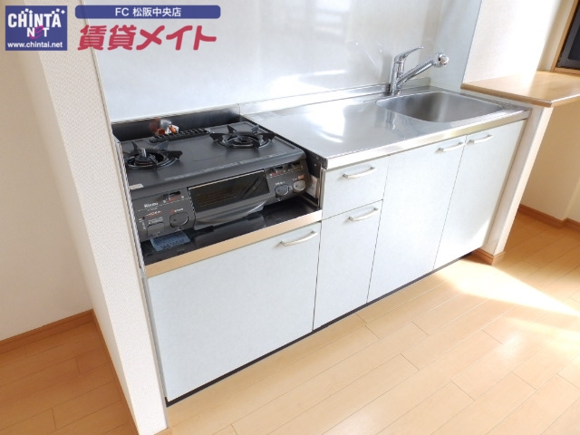 キッチン　別部屋反転参考写真