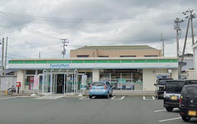 コンビニ　ファミリーマート北上柳原店（コンビニ）まで403m