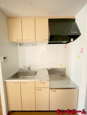 キッチン　写真は別のお部屋です。