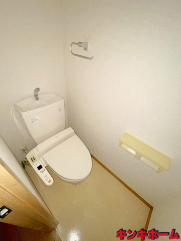 トイレ　写真は別のお部屋です。