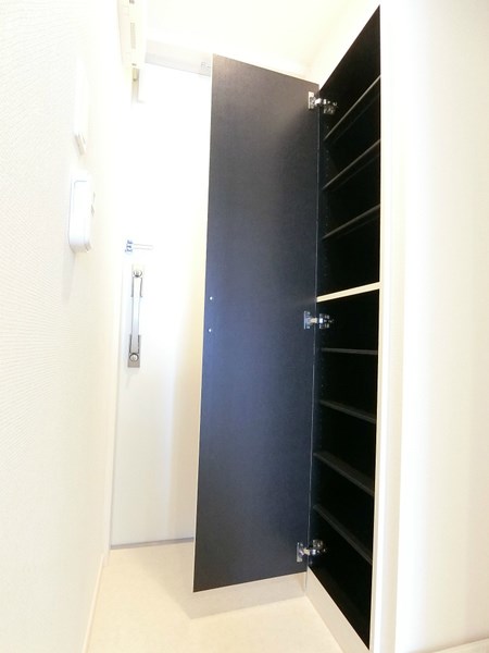 玄関　＊現況を優先いたします