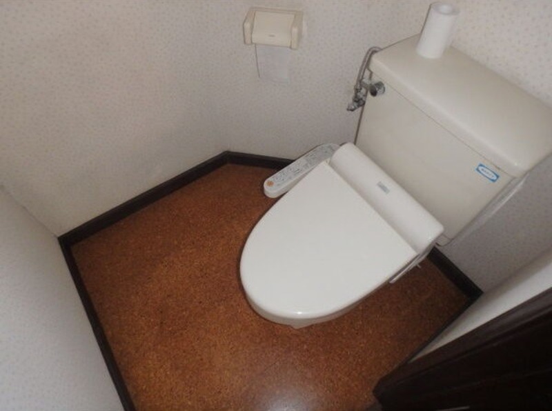 トイレ　図面と現状に相違がある場合には現状を優先
