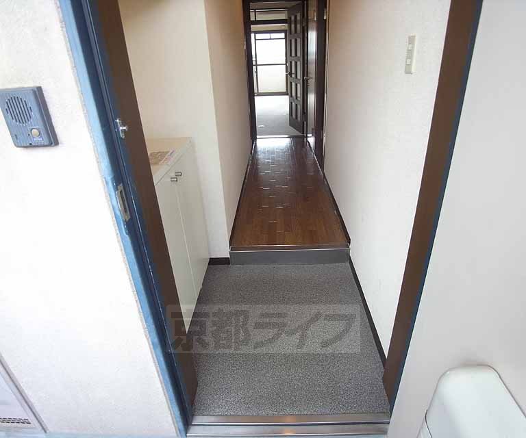 玄関　玄関部分です。