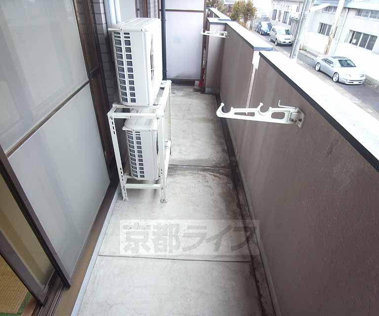 バルコニー　広々バルコニーです。