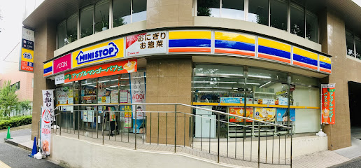 コンビニ　ミニストップ 千駄ヶ谷駅前店（コンビニ）まで638m