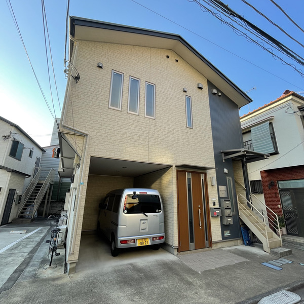 建物外観　落ち着いた雰囲気の外観です