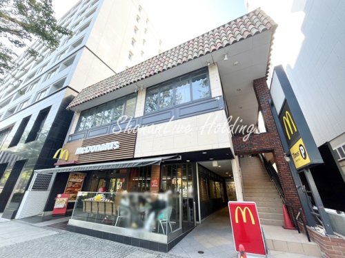 飲食店　マクドナルド　山下公園前店（飲食店）まで138m
