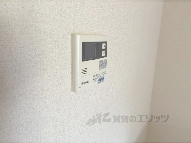 その他設備　給湯器リモコン