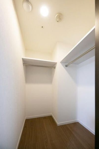 収納　写真は同タイプ住居です。