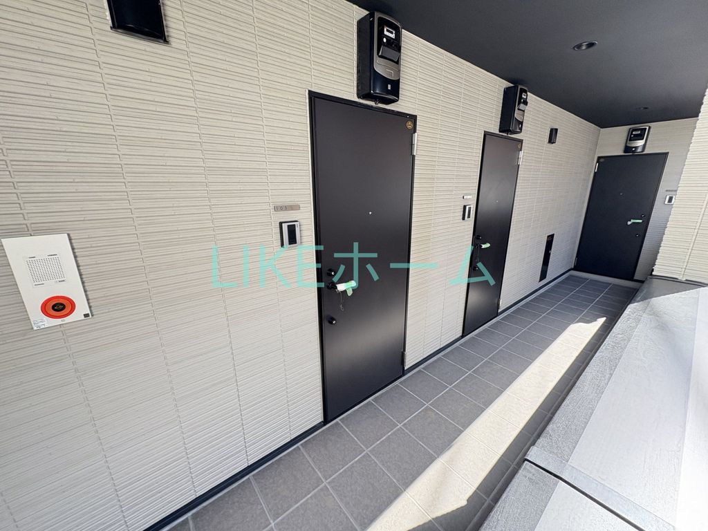 玄関　エントランス