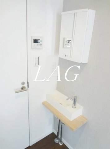 洗面設備　独立洗面台です。
