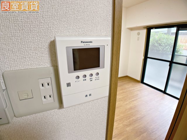 セキュリティ　※写真は同物件の別部屋のものを流用しております。現状を優先し