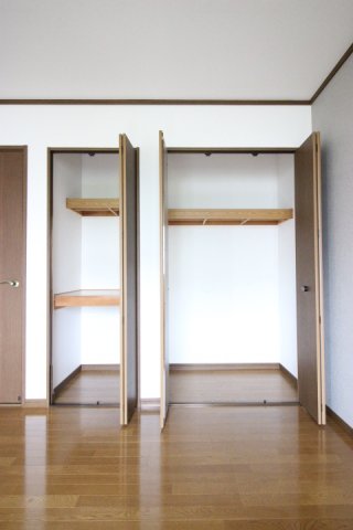 収納　8.8帖寝室のクロゼット