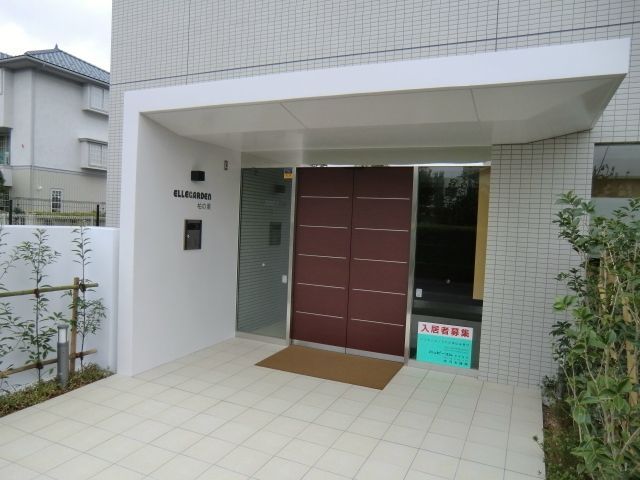 その他共有部分　オートロック付エントランス