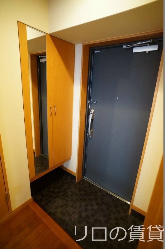 玄関　別号室