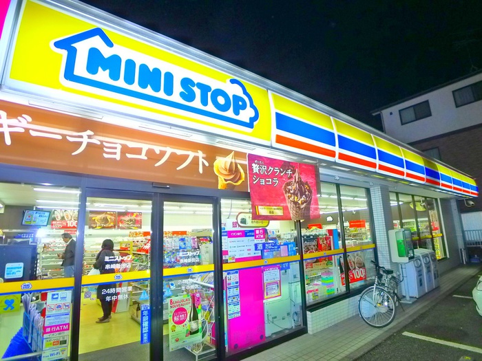 コンビニ　ミニストップ（コンビニ）まで340m